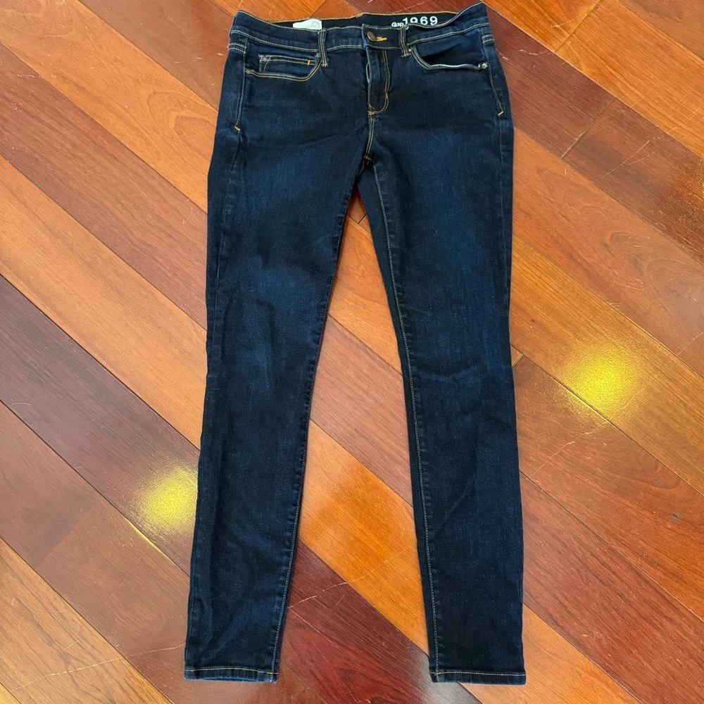 Gap 1969 Indigo Rinse Legging Denim Jeans